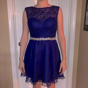 Alyce Paris Homecoming dress